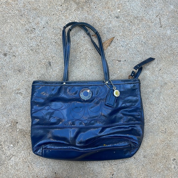 Coach Handbags - Coach Purse